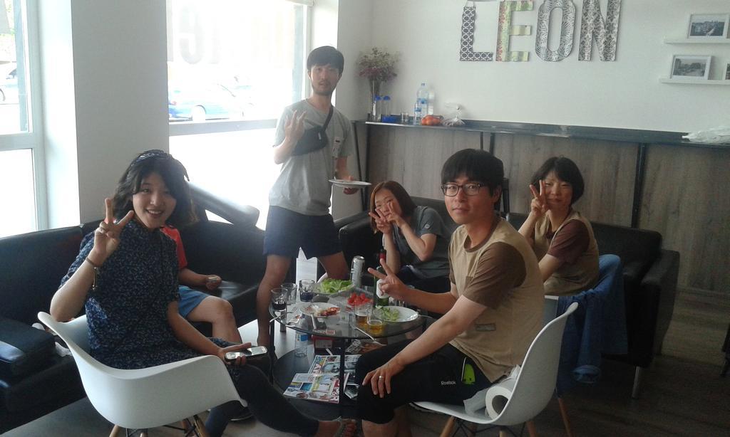 Check In Leonホステル エクステリア 写真